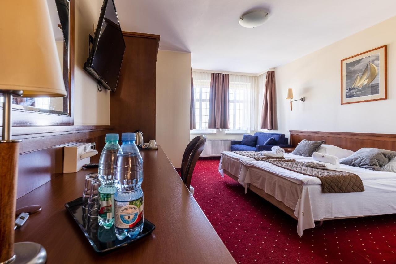 Diamond W Białym Dworku Hotel *