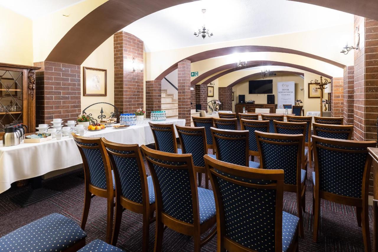Diamond W Białym Dworku Hotel Rumia